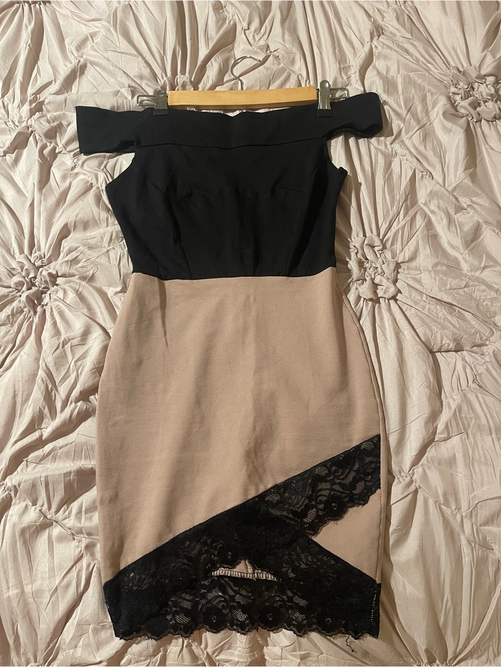 Fashion Nova Black and Tan off-Shoulder Lace Pencil Dress